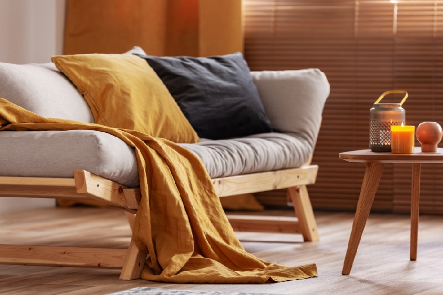 Wooden slats under futons