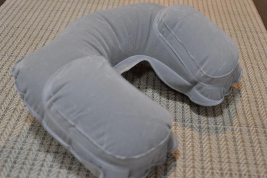 Can you take a pillow and blanket on a plane- Travel pillow