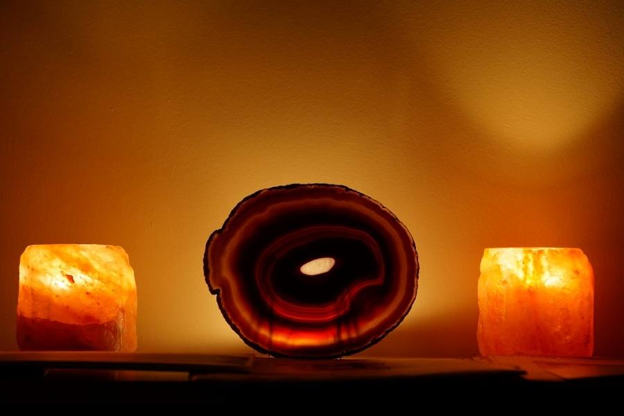 Lights in bedroom- do salt lamps melt
